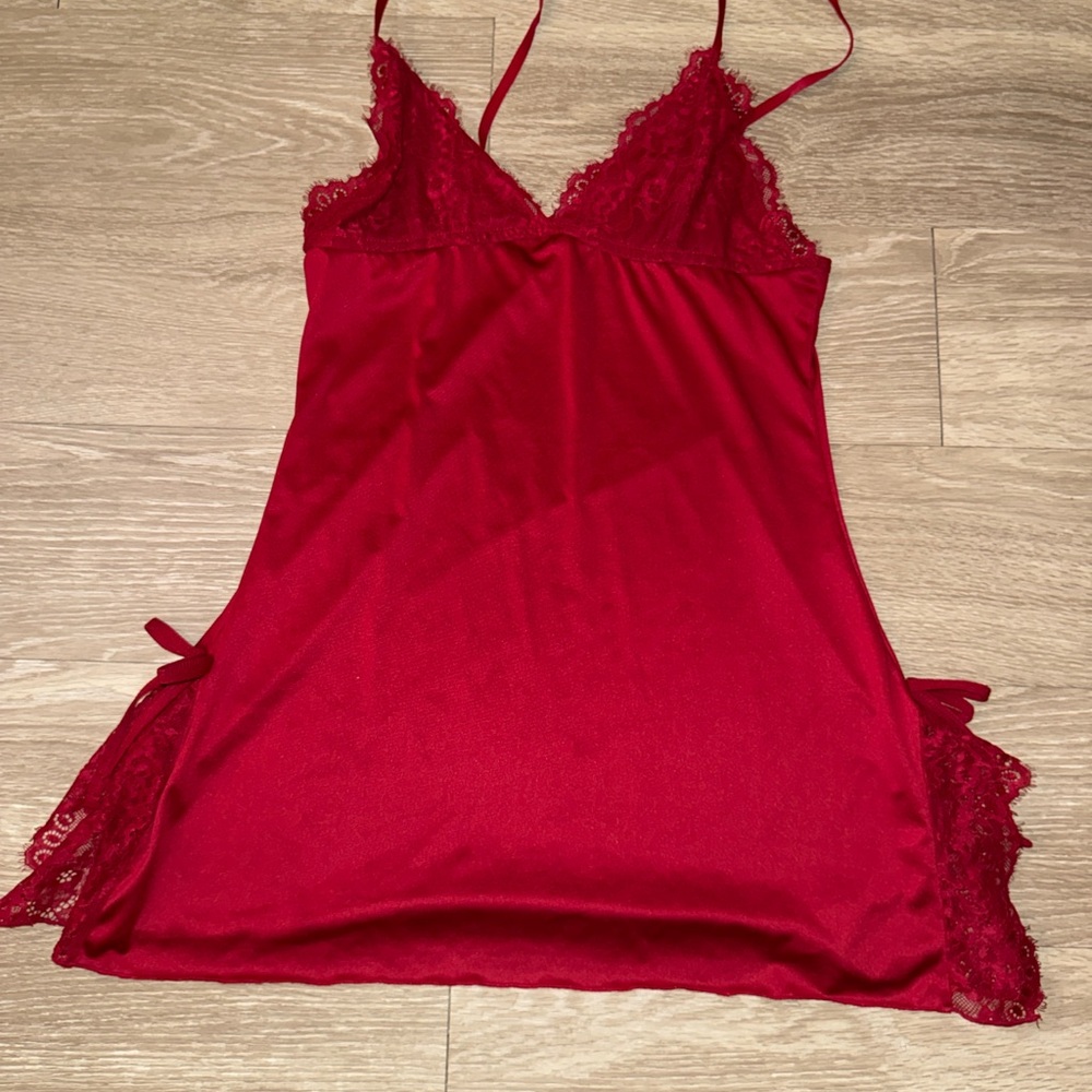 Chic Scarlet Lace Chemise